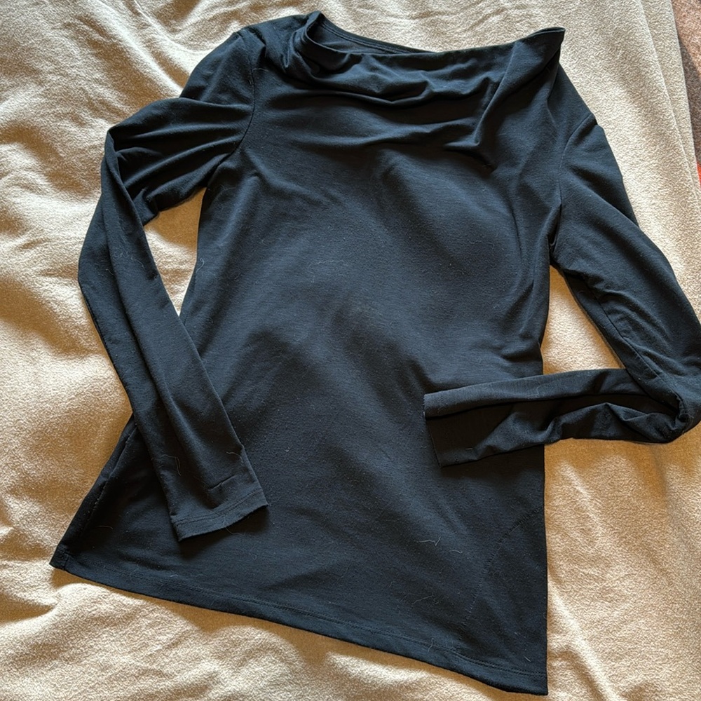 Isis black l/s shirt